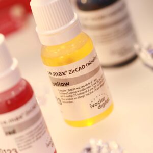 IPS e.max ZirCAD värvimisvedelike komplekt (Kit)