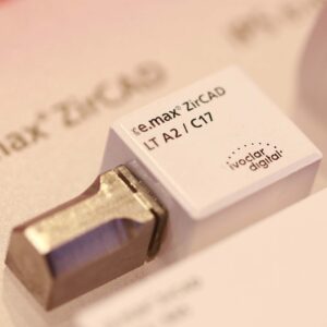 IPS e.max ZirCAD block LT C17 & B45 CEREC