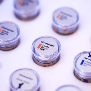 dentalmarket.lv-Ivocolor-Shade-Dentin-Ivoclar-Vivadent.jpg IPS Ivocolor Shade Dentin & Incisal 3g